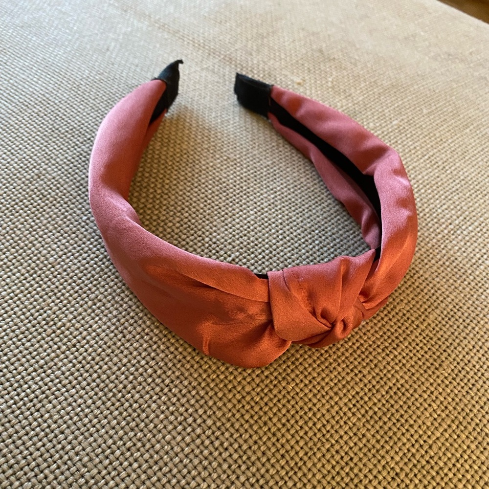 “Silk” pink headband